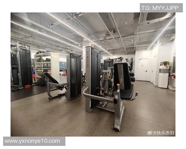 恩德里克投资25万欧在家打造豪华健身房全力备战新赛季 恩德里克投资25万欧在家打造豪华健身房全力备战新赛季